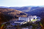 14.10.1972: Blick vom Hohen Stein ins Gltzschtal mit Neubau der Papierfabrik