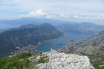 18.07.2019: Bucht von Kotor - Blick von der Strae Kotor - Cetinje auf die Bucht von Kotor