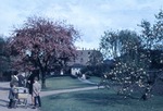 01.05.1968: Am Eingang zum Greizer Park