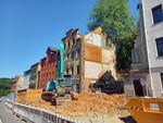 30.06.2025: Ein Haus ist grtenteils verschwunden.