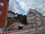 29.07.2025: Die Huser wurden beseitigt.