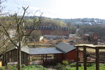 07.04.2015: Der Abriss schreitet voran; Blick vom Fuweg oberhalb der Owaldstrae.