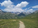 21.07.2024: Unterengadin - Blick vom Weg zwischen Alp Clnas und Alp Laret nach Nordnordwest