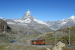 23.07.2020: Walliser Alpen - Triebwagen der Gornergratbahn vor dem Matterhorn