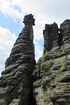 17.05.2023: Schsische Schweiz - Felsen im Bielatal nahe der Ottomhle, rechts der Biela