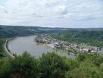 23.07.2025: Rhein - Blick vom Rheinsteig bei Braubach stromaufwrts