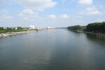 23.07.2022: Rhein - Blick von den Nibelungenbrcke bei Worms stromabwrts