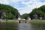 18.05.2023: Schsische Schweiz - Blick ber die Elbe auf Herrnskretschen (CZ) mit der Kamnitzmndung