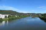 20.08.2020: Mosel - Blick von der Römerbrücke in Trier flussabwärts
