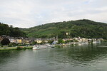 21.08.2020: Mosel - Blick von der Moselbrcke auf Trarbach (stromaufwrts)
