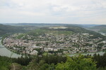 21.08.2020: Mosel - Blick von der Bismarckhtte bei Starkenburg auf die Moselschleife, Traben und Mont Royal