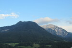 30.07.2021: Berchtesgadener Land - Blick von der Kirchleitnkapelle in Berchtesgaden auf Kehlstein und Hohes Brett