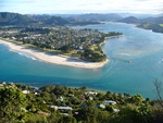 25.02.2006: Coromandel-Halbinsel - Blick vom Mount Paku auf Pauanui und die Mndung des Tairua River