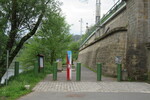 14.05.2023: Grenzmarkierung am Elbradweg an der Gelobtbachmhle, Blickrichtung CZ