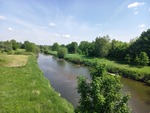 24.05.2026: Blick vom Widerlager der ehemaligen Straßenbrücke in Zentendorf flussabwärts